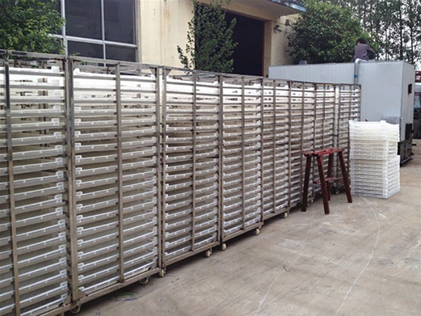 架車及托盤(點擊進（jìn）入)