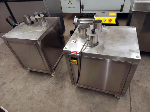 半自動果蔬切（qiē）片機